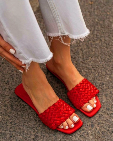 Square Toe Woven Flat Sandals