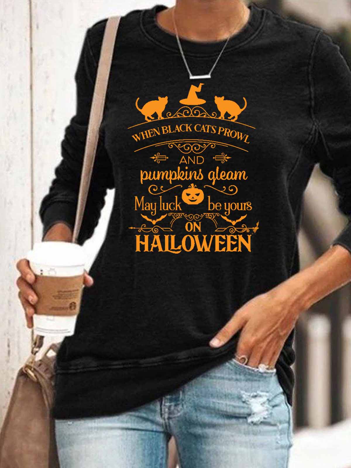 Women's When Black Cats Prowl And Pumpkins Gleam May Luck Be Yours On Halloween Print Top