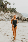 FRONT BLOUSON TANKINI IN BLACK ITSY DAISY