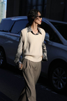 Casual Crew Neck Sleevless Woman Knitted Sweater